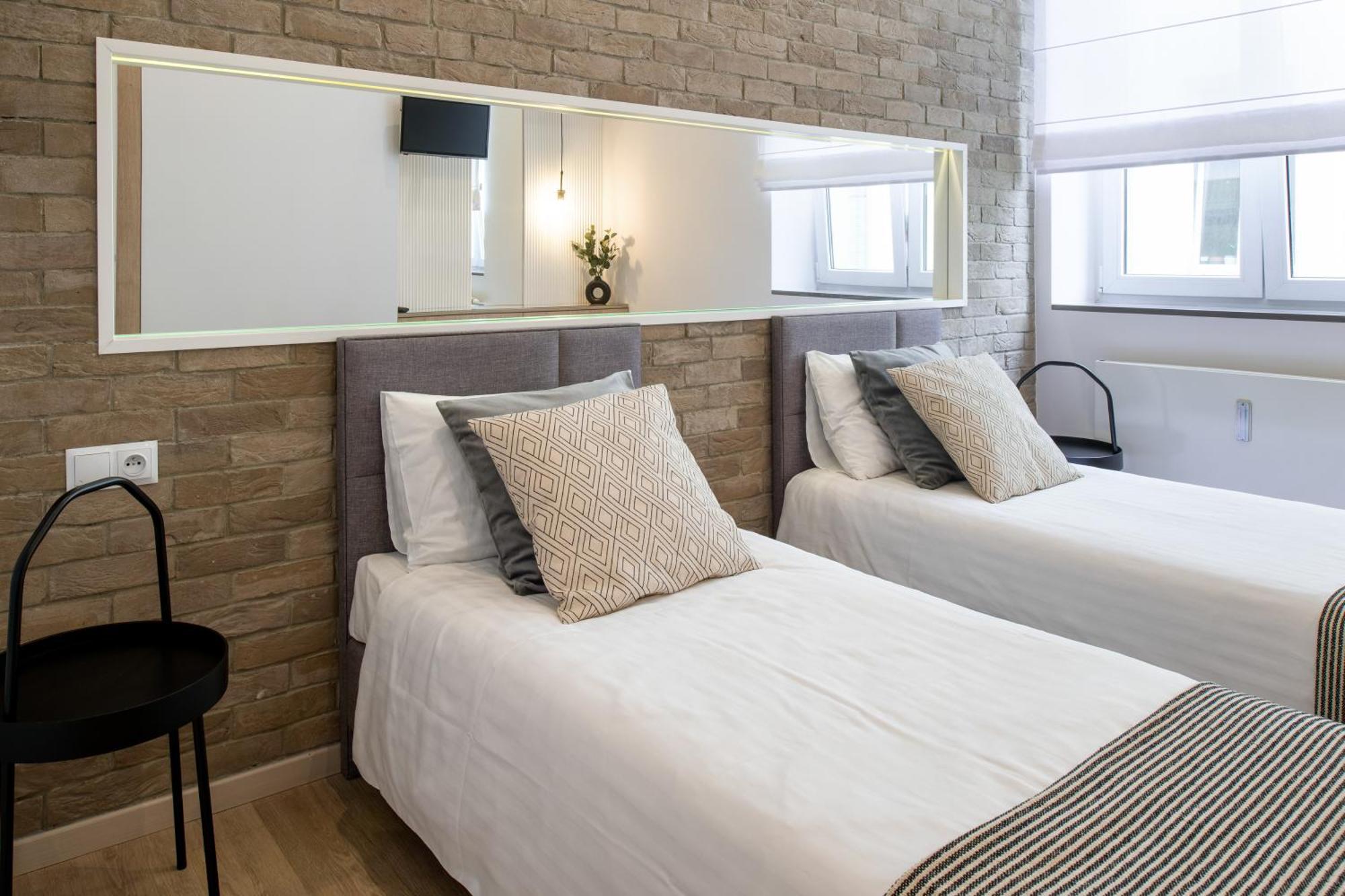 Beautiful With 2 Bedrooms For 7 Guests, Jewish District Apartment Krakow