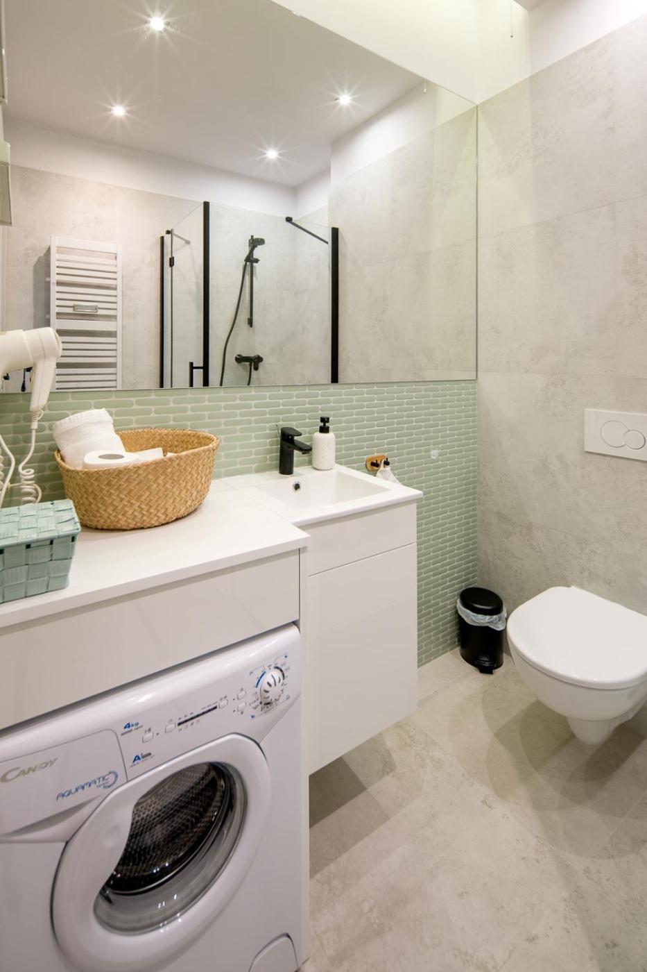Apartment Beautiful With 2 Bedrooms For 7 Guests, Jewish District