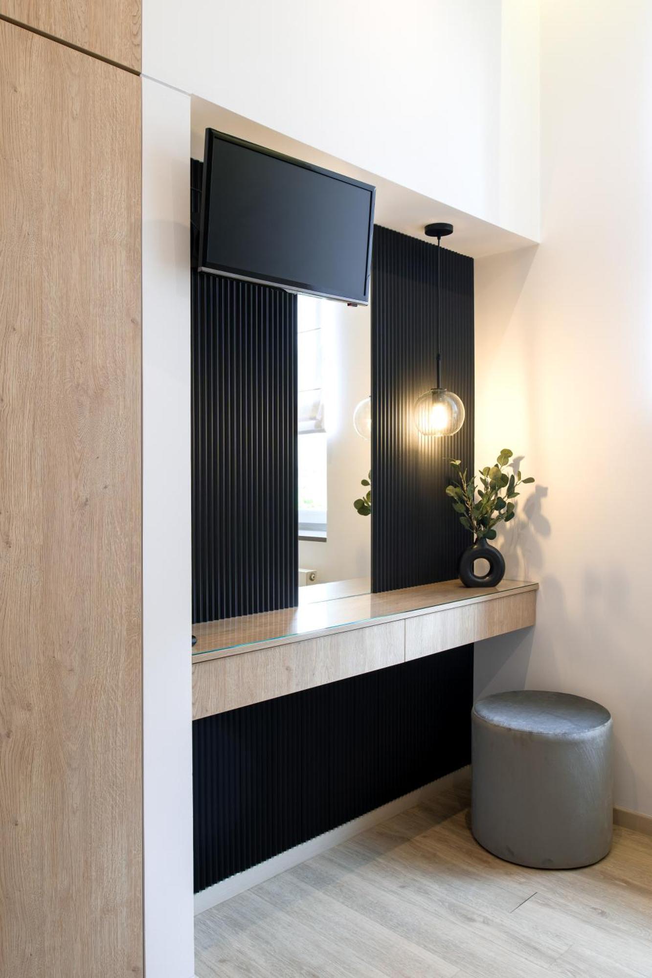Beautiful With 2 Bedrooms For 7 Guests, Jewish District Apartment Krakow