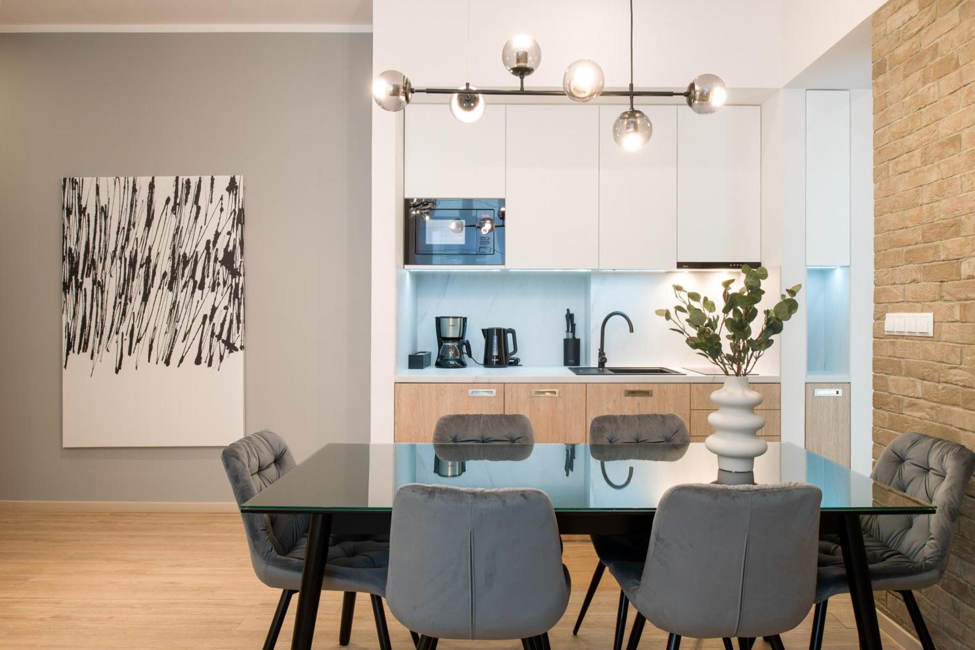 Beautiful With 2 Bedrooms For 7 Guests, Jewish District *
